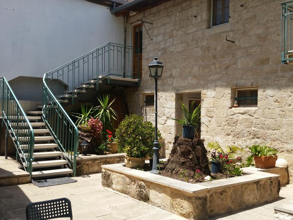 Gasthaus Neve Hagar Bethlehem of Galilee Exterior foto